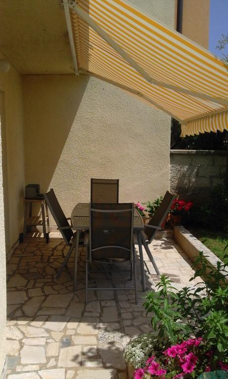 Apartment Laura Poreč Buitenkant foto